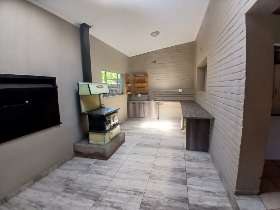 4 Bedroom Property for Sale in Kuruman Northern Cape